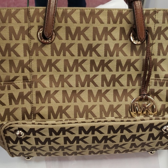 Authentic Michael Kors Canvas Purse - Picture 6 of 8